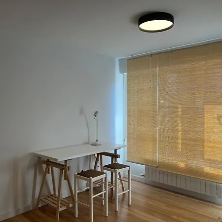 Stylish Ideal For Couples Or Small Families